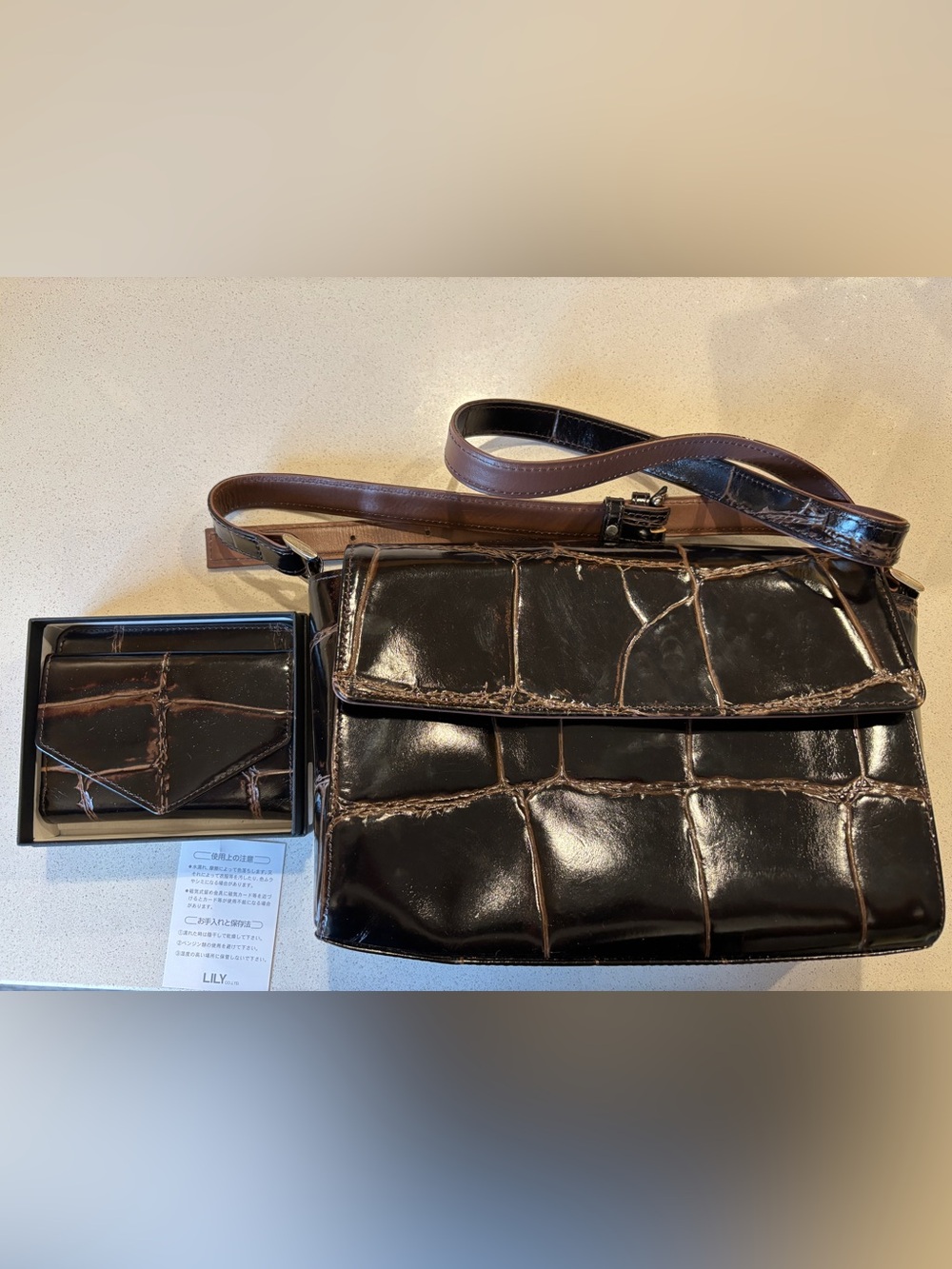 REAL MIND by LILY Japan Leather Croc Embossed Bag & Wallet Set